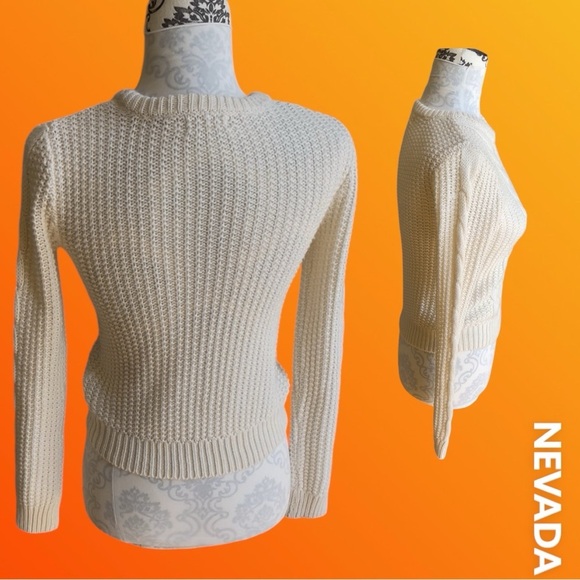 Women's Cream Cable Knit Sweater - Picture 5 of 12